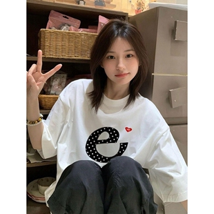 新款 T恤女夏季 230上衣三本针 复古贴布字母刺绣宽松短袖 高级感美式