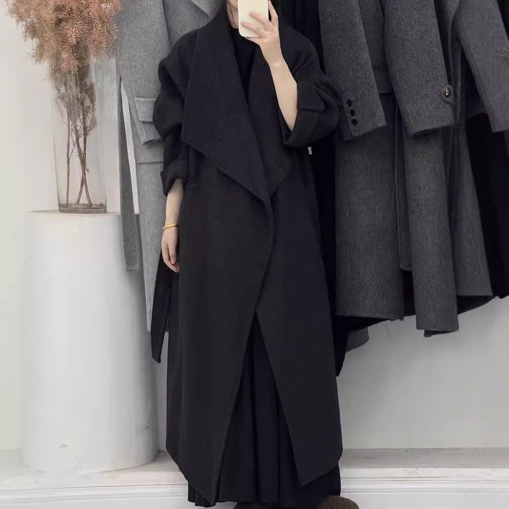 大翻领羊毛大衣女秋冬新款法式超长款轻熟修身双面呢外套时尚加厚