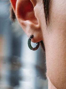 24年新款墨翠星辰耳环男士高级感痞帅小众耳钉黑色耳圈