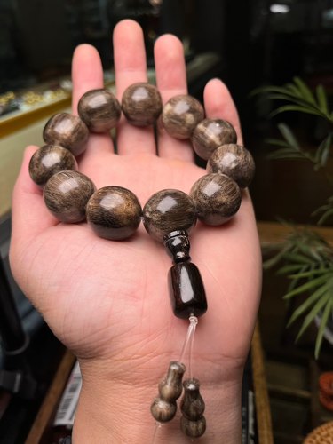 天然披毛犀角牛角手串纯黑不透亚亚 鱼籽纹竹丝纹养生文玩正品