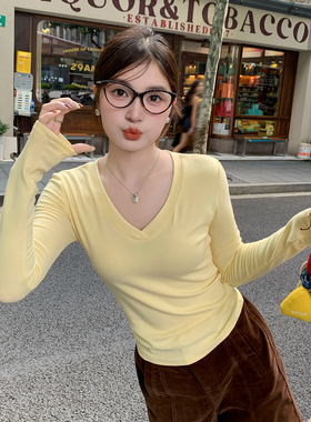 黄色V领长袖打底衫女内搭2025秋季新款T恤超好看修身上衣外穿显瘦