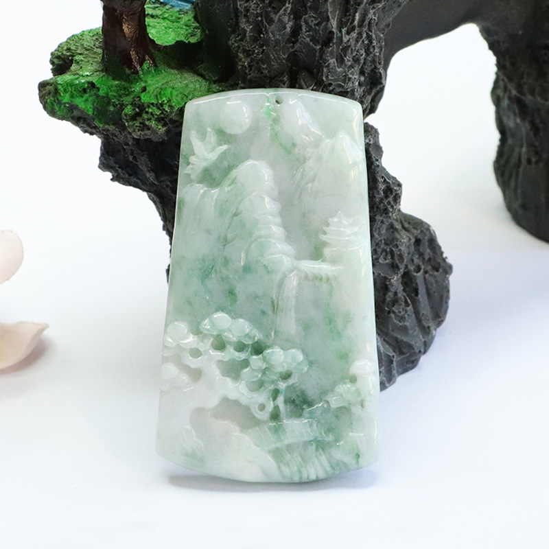 鑫澜高档珠宝天然缅甸A货翡翠吊坠飘绿山水牌挂件玉石