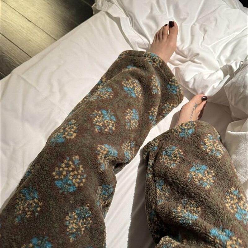 雪粒绒休闲阔腿裤遛弯裤秋冬季裤子松弛感穿搭女款韩里韩气健厂家