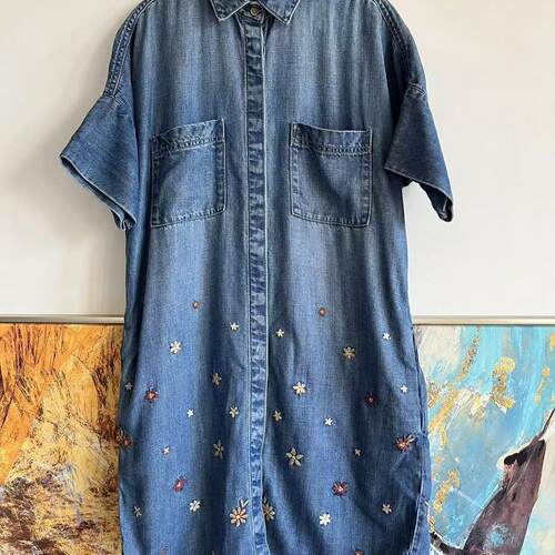 重工碎花刺绣天丝连衣裙