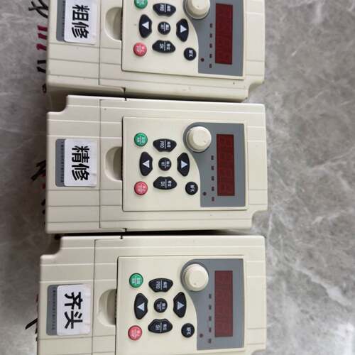 议价万鑫变频器X5M-2.2T4-1C-AC，，2.2k可维修