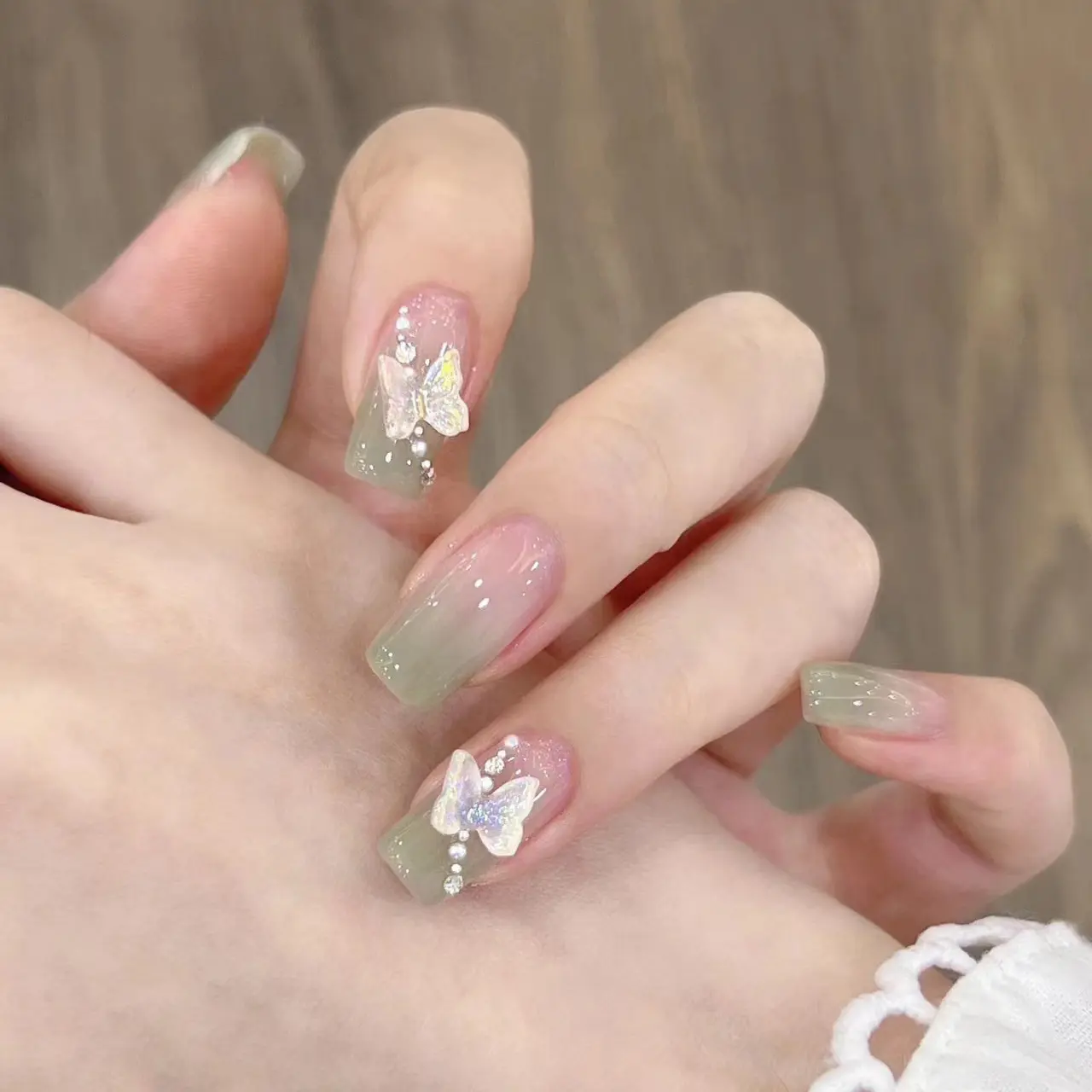 手工美甲穿戴甲假指甲贴美甲成品温柔清新绿色渐变法式显白小红书