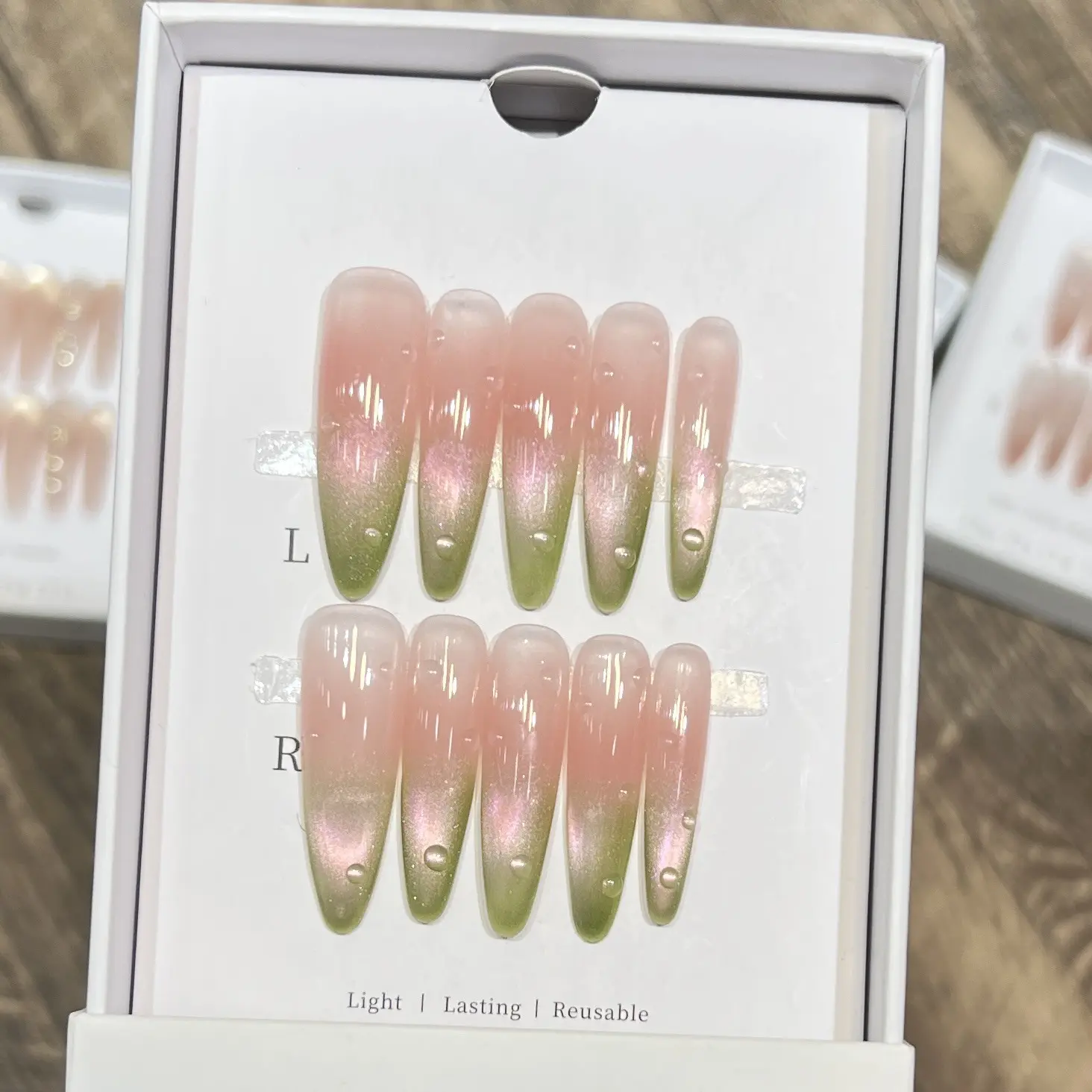 黛瑞森 芭乐猫眼穿戴甲纯手工简约绿色温柔裸色腮红美甲成品重复