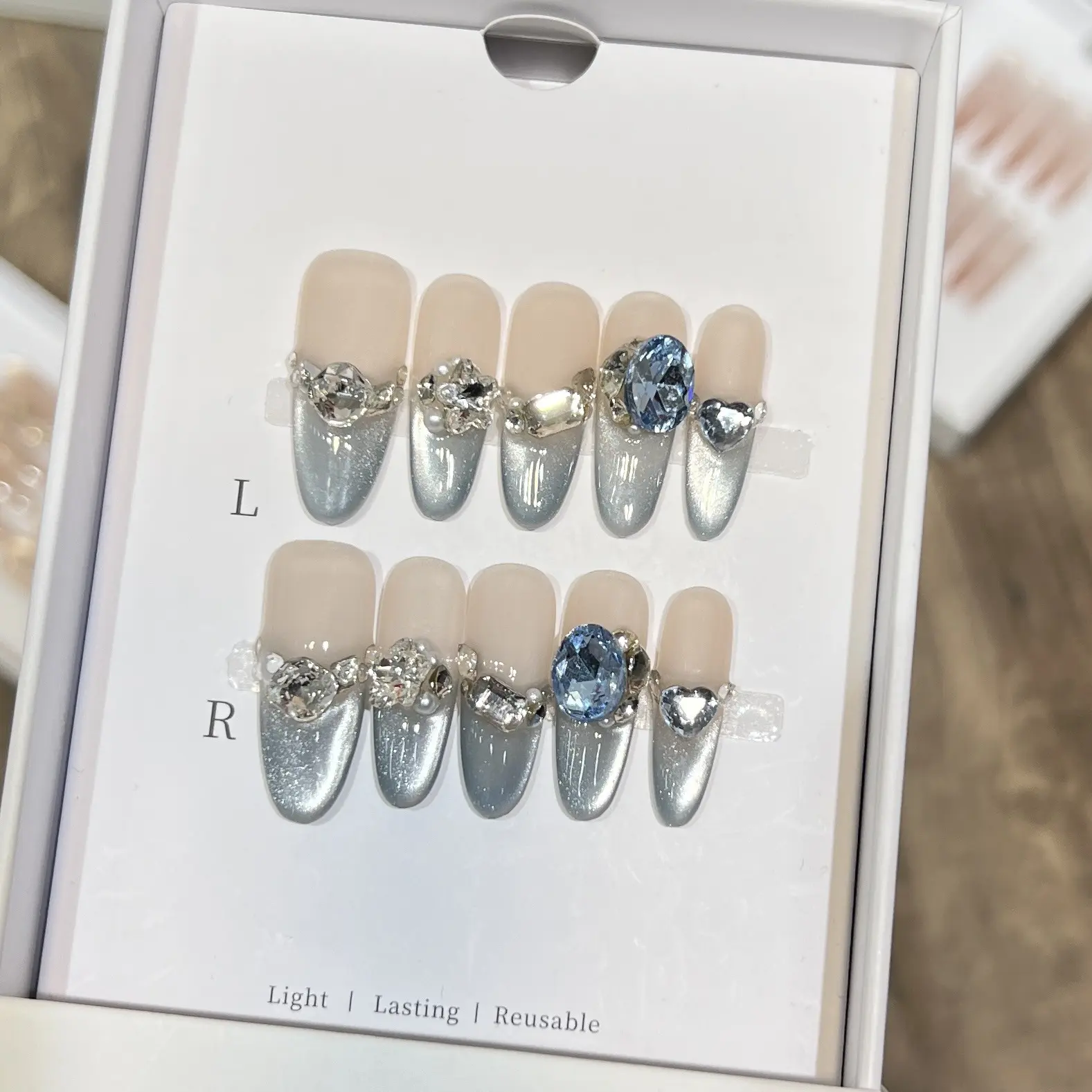 【蓝漾星芒】手工穿戴甲高级感冰透猫眼法式美甲爆闪东洲钻可拆卸