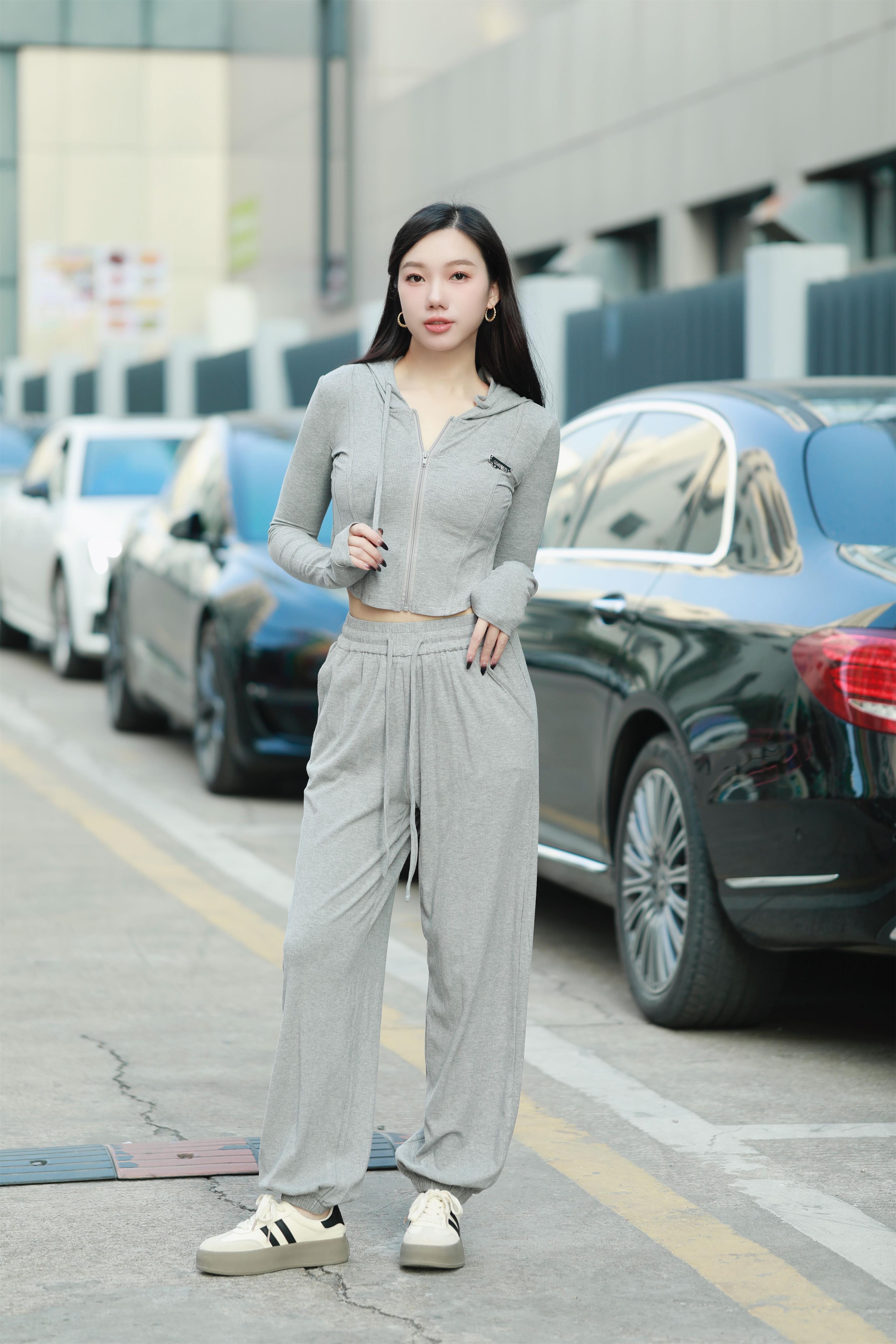 【有求必应罗】D1316076B   秋装时尚休闲套装