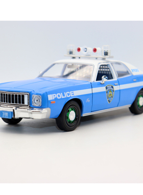 外贸1 24 合金车 1975 Plymouth Fury 普利茅斯纽约警车模型摆件