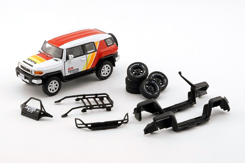 BMC合金车1/64丰田FJ越野车模型