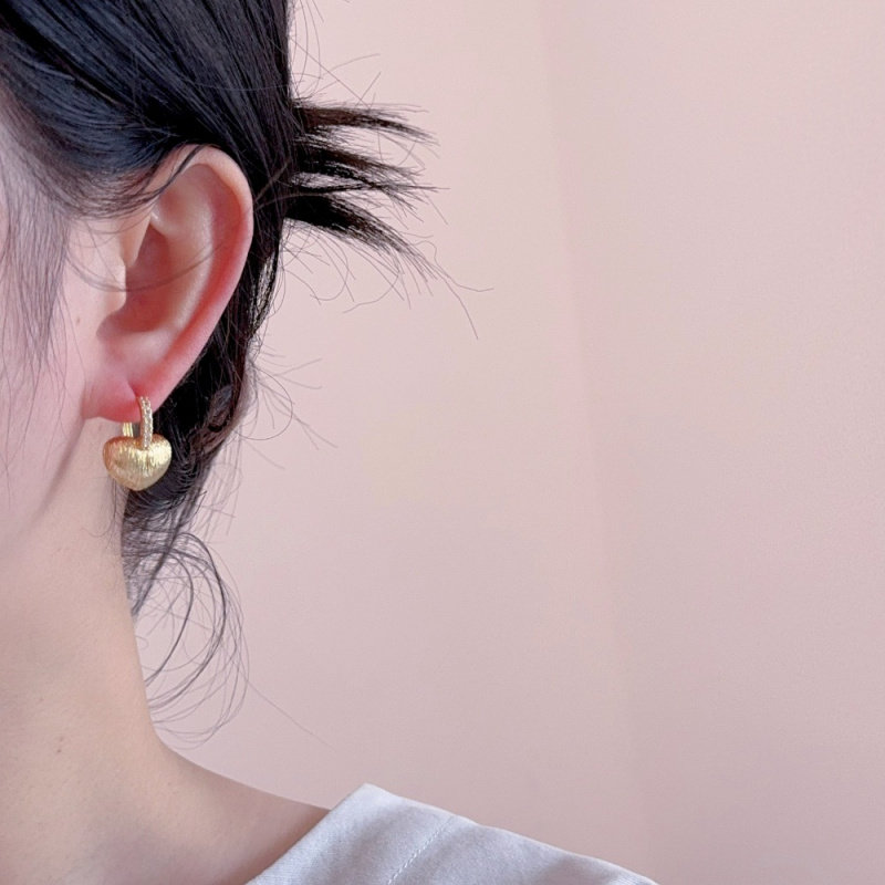 时髦高级感拉丝圆球爱心满钻耳扣女气质独特时尚通勤百搭耳环耳饰,饰品/流行首饰/时尚饰品新,耳环,淘宝优惠券,粉丝福利购,淘宝优惠卷