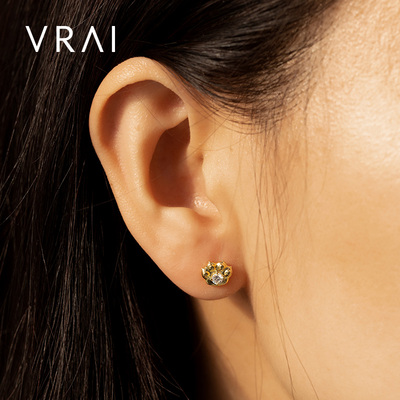培育VRAI芮爱宠物爪印圆钻耳钉