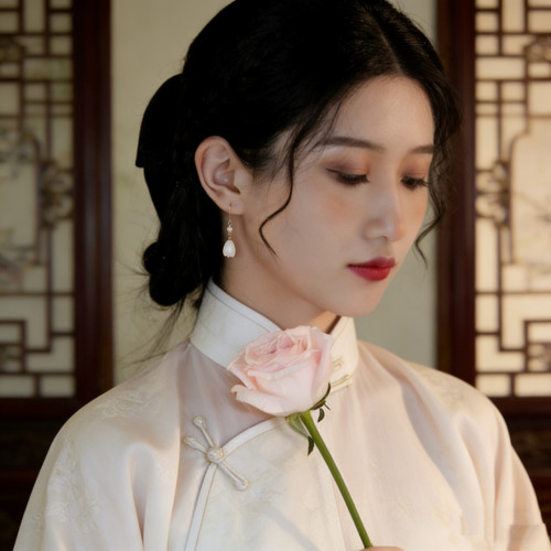 温柔白铃兰珍珠耳坠新中式国风耳环汉服旗袍茶服宋制古风气质耳饰