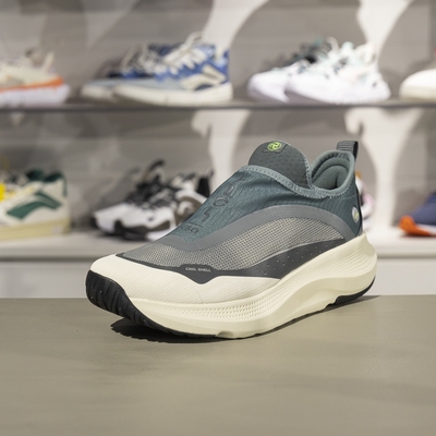 李宁防滑透气男子一脚蹬休闲鞋