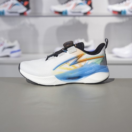 李宁四季通用减震透气跑步鞋