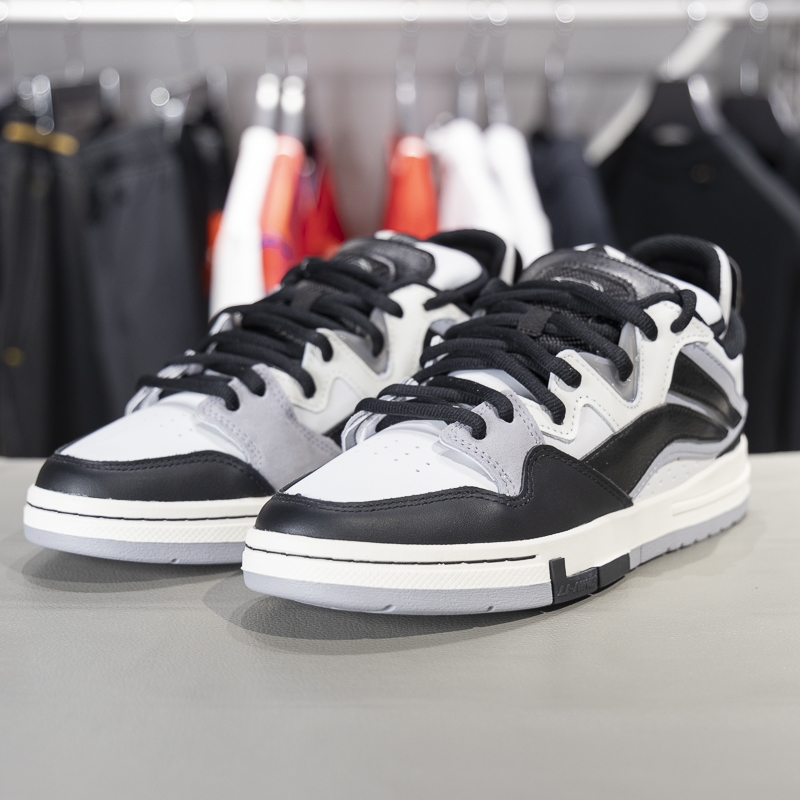 李宁车缝线系带男子低帮板鞋