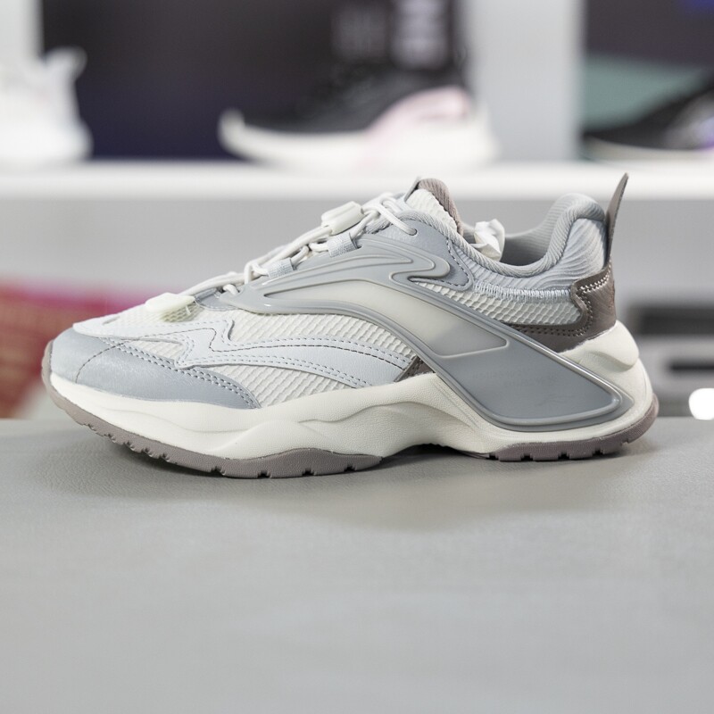 正品李宁童鞋休闲鞋冬季新款男大童青少年经典时尚运动鞋YKCU188