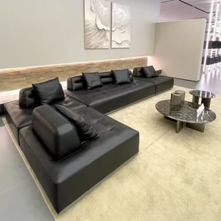 香港澳门包邮意式极简布艺沙发客厅直排大平层韦恩沙发覆刻2025新