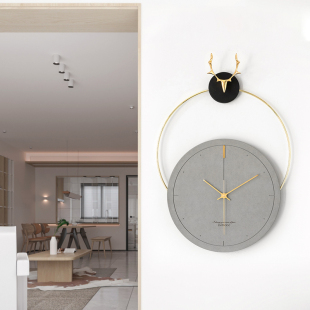 Noridongsan鹿头北欧轻奢时钟表挂钟客厅个性 饰墙 创意现代家用装