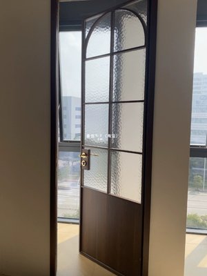 法式复古木纹仿老钢窗超白长虹玻璃卫生间门厨房铝合金阳台推拉门