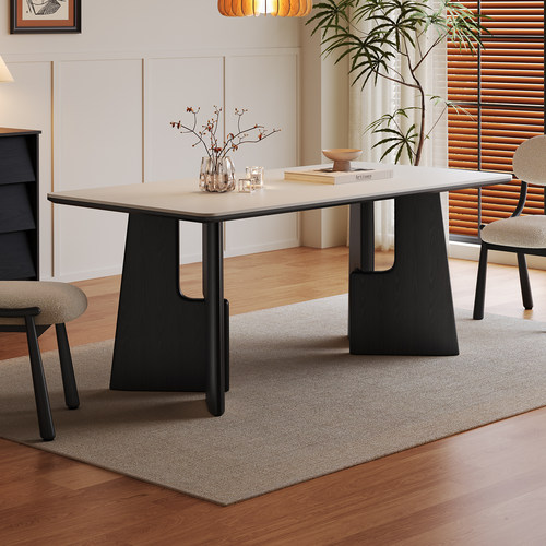 奥古斯特轻语哑光全托实木餐桌