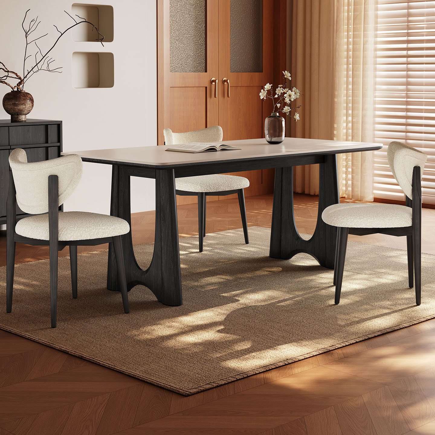 岩板餐桌家用小户型2025新款顺德法式复古风高端黑色哑光实木餐桌