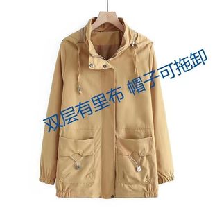二八月妈妈装春秋款宽松大码中老年短款连帽纯色百搭女夹克衫上衣