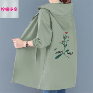 刺绣风衣外套女韩版 上衣女装 宽松2024新款 秋季 潮中老年妈妈装 大码