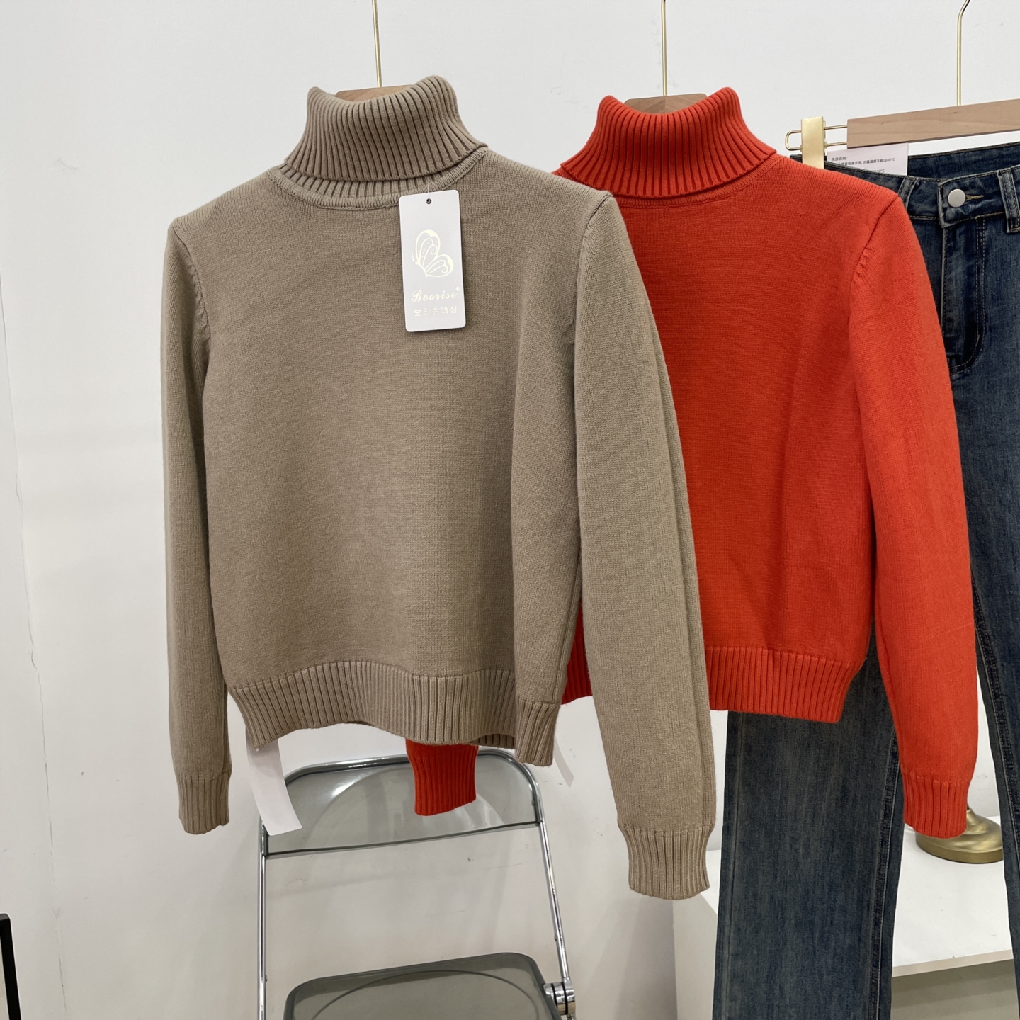 加绒保暖长袖上衣女秋冬款宽松休闲修身显瘦百搭毛衣J#28