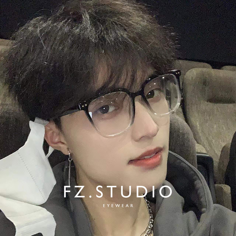 渐变大黑框！防蓝光眼镜可配近视