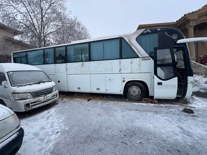 3月16日乌鲁木齐新AB0440号宇通牌ZK6122HQ3Z大型普通客车一辆机动车拆解权网络拍卖公告