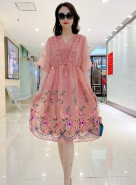 小个子减龄真丝台湾丝连衣裙