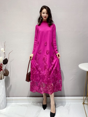 羊毛针织打底刺绣欧货妈妈连衣裙