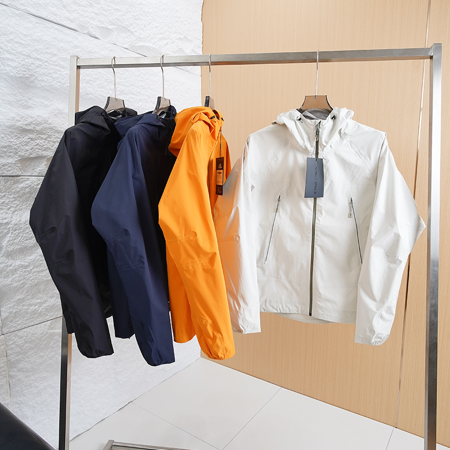 少量现货户外飞禽冲锋衣外套夹克