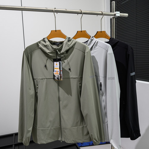 UPF150+男士激光冲孔速干防晒衣