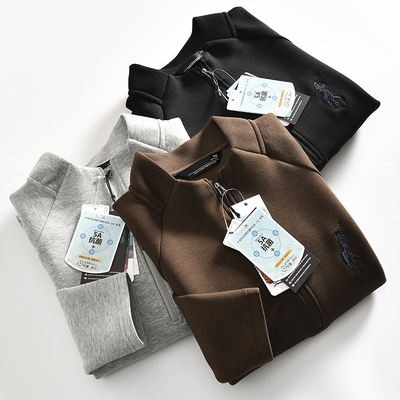 柔软顺滑户外刺绣半拉链套头卫衣