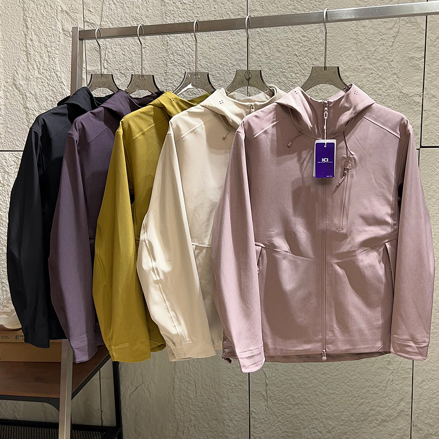 户外通勤连帽软壳冲锋衣夹克