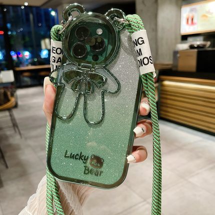 幸运熊镜头支架适用苹果16手机壳iphone15精孔iPhone14闪粉保护套斜挎xr可背带12promax挂绳7/8plus可爱卡通3