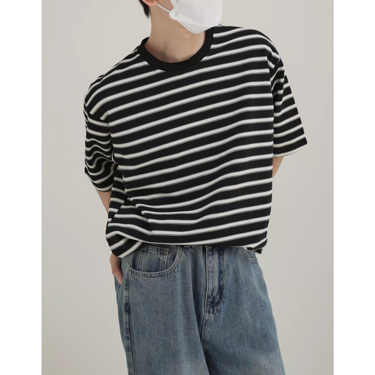 日系简约黑白条纹T恤男夏季薄款圆领短袖潮牌宽松五分袖情侣半袖