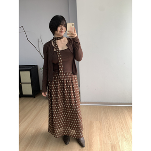 波点咖色上衣波点直筒半身裙套装 微胖开衫 女送飘带 大码 FishCake