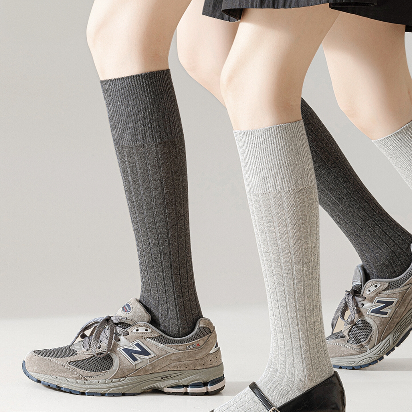 灰色小腿袜子女款秋冬季压力长筒袜配小皮鞋靴子jk长袜miu系高筒