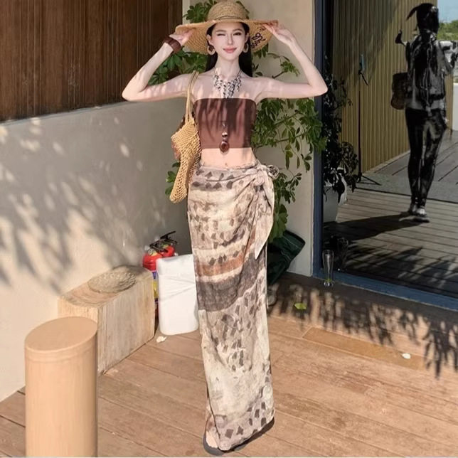 泰国海边度假旅游女夏抹胸上衣扎染开叉绑带不规则半身裙两件套装图片