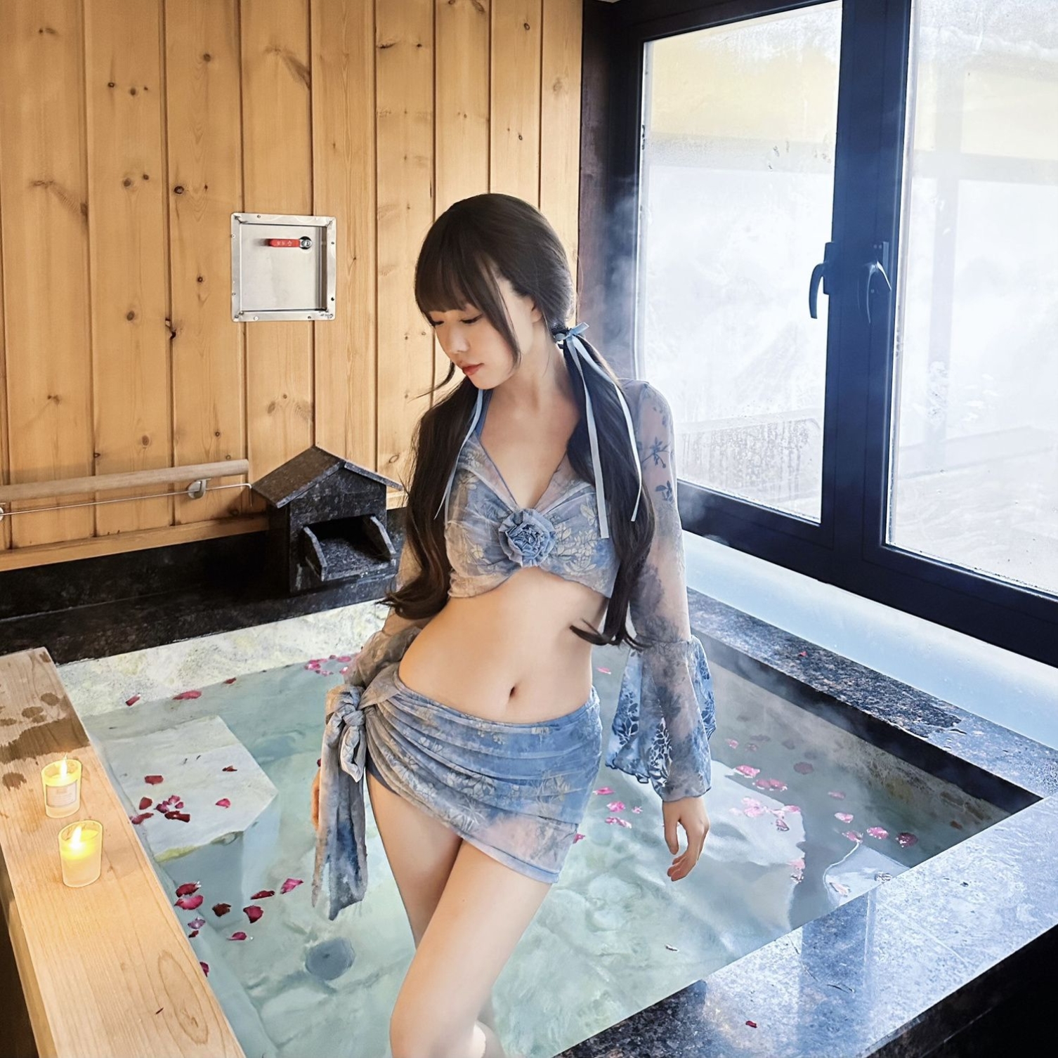 新款ins纯欲风绝美蓝色分体裙式比基尼四件套长袖游泳衣温泉度假