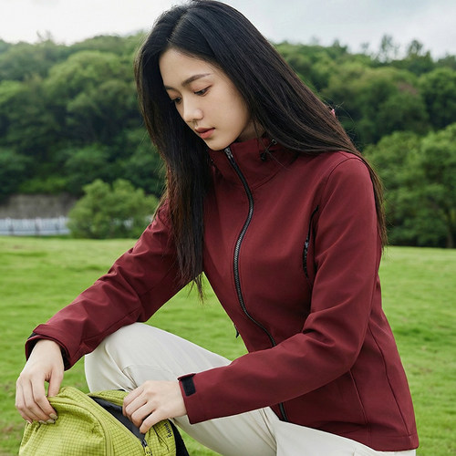 修身休闲服连帽外套女