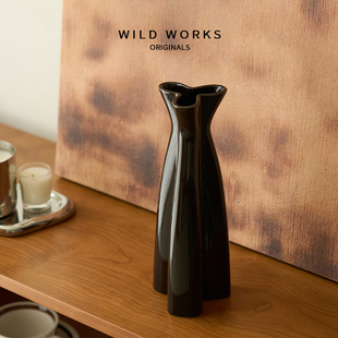 WildWorks吉尔达三角陶瓷花瓶中古花器客厅个性 饰摆件 现代简约装