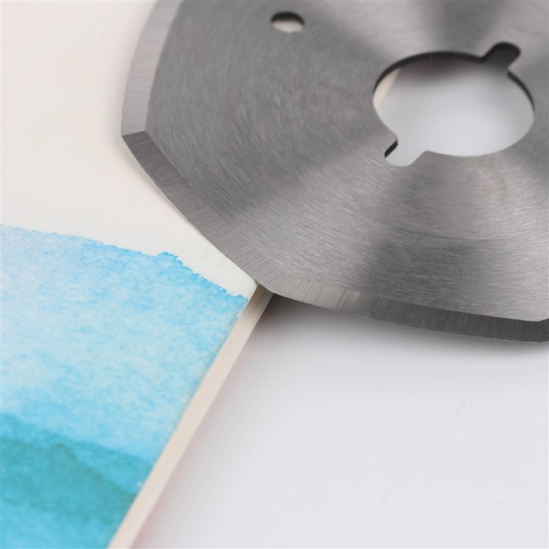 正品乐江裁剪机刀片 电剪刀圆刀片 合金钢锋钢切布机90 65 70刀片