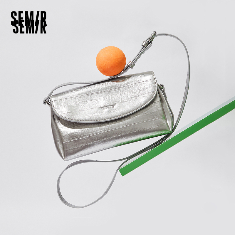 森马包包小方包女2024新款优雅气质斜挎包时尚通勤单肩包微皱感潮