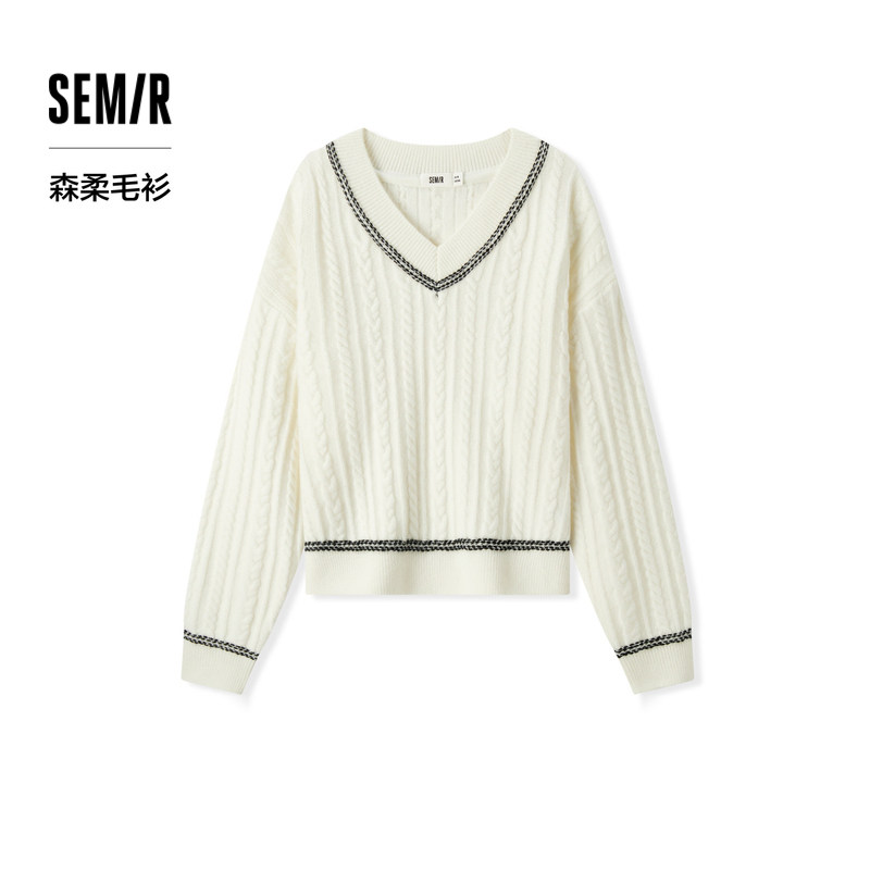 森马慵懒绞花提花宽松V领毛衣女