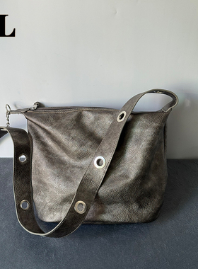 【DL 078】简约荔枝纹单肩斜挎腋下包朋克辣妹风铆钉扣设计感包包